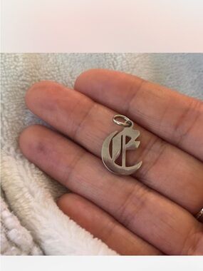 Sterling Silver Initial e old English Pendant Charm - Silver